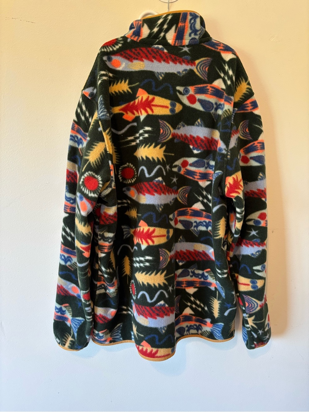 Patagonia Synchilla Fleece Salmon Energy XL NWT - Picture 2 of 3